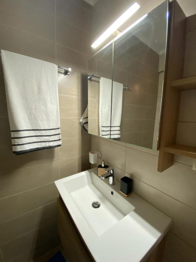 Comfortable & Quiet Apartment 1 アレクサンドルポリス エクステリア 写真